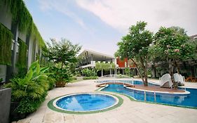 Lpp Garden Hotel