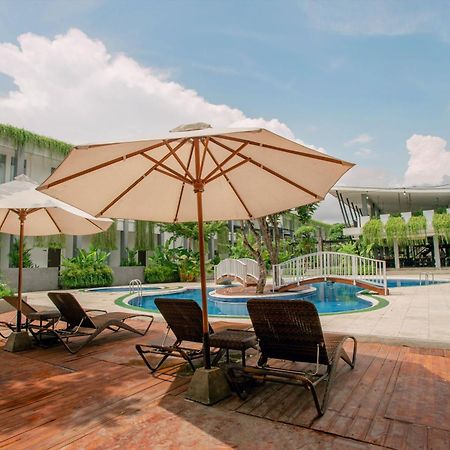 Lpp Garden Hotel Maguwo Exterior photo